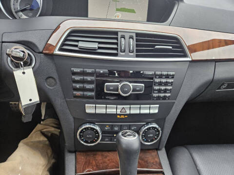 2012 Mercedes-Benz C-Class C 300 Luxury 4MATIC