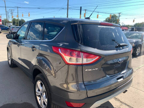 2016 Ford Escape SE