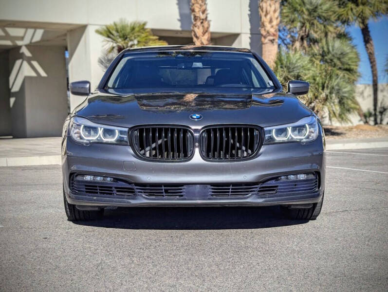 2016 BMW 7 Series 740i photo 5