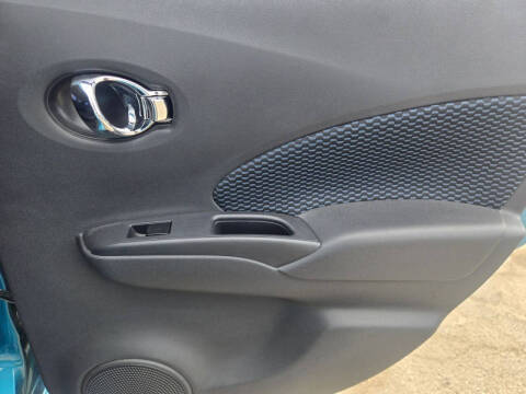 2014 Nissan Versa Note SV