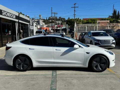 2020 Tesla Model 3 Standard Range