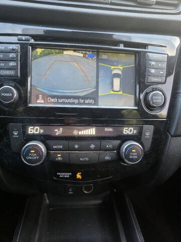 2017 Nissan Rogue SL