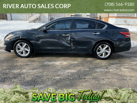 2014 Nissan Altima for sale at RIVER AUTO SALES CORP in Maywood IL