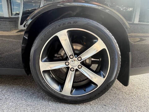 2016 Dodge Challenger R/T Plus Shaker