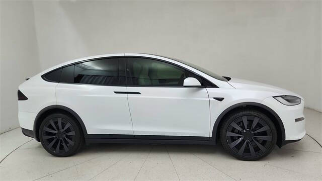 2023 Tesla Model X Standard Range