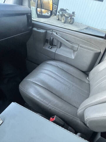 2017 Chevrolet Express 2500