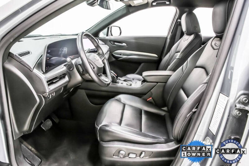 2024 Cadillac XT4 Premium Luxury