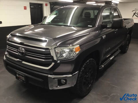 2014 Toyota Tundra SR5