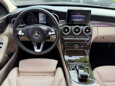 2015 Mercedes-Benz C-Class C 300