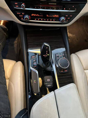 2017 BMW 5 Series 530i xDrive