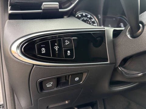 2025 Genesis GV70 2.5T Standard