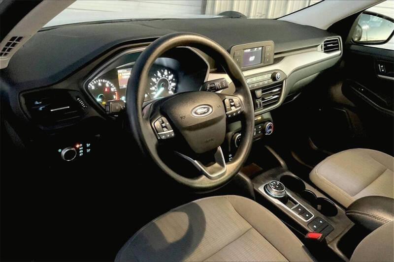 2022 Ford Escape S