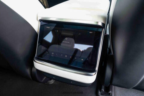 2022 Tesla Model S Plaid