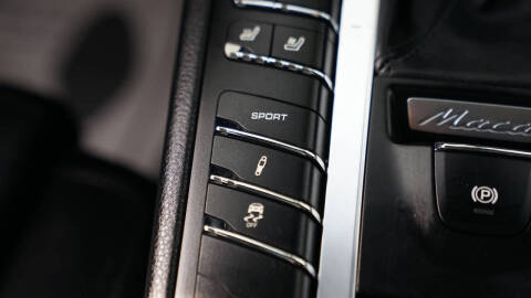 2015 Porsche Macan S