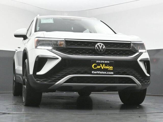 2024 Volkswagen Taos SE 4Motion