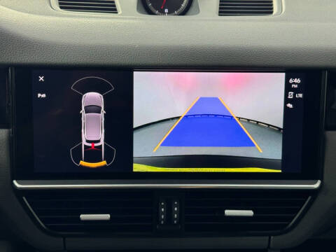 2022 Porsche Cayenne Platinum Edition