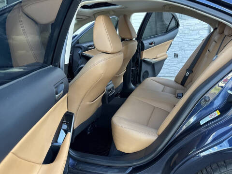 2017 Lexus IS 300