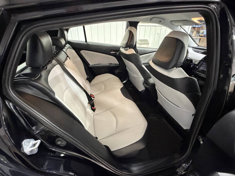 2022 Toyota Prius XLE