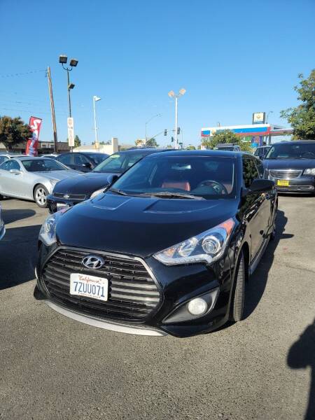 2014 Hyundai Veloster for sale at Thomas Auto Sales in Manteca CA