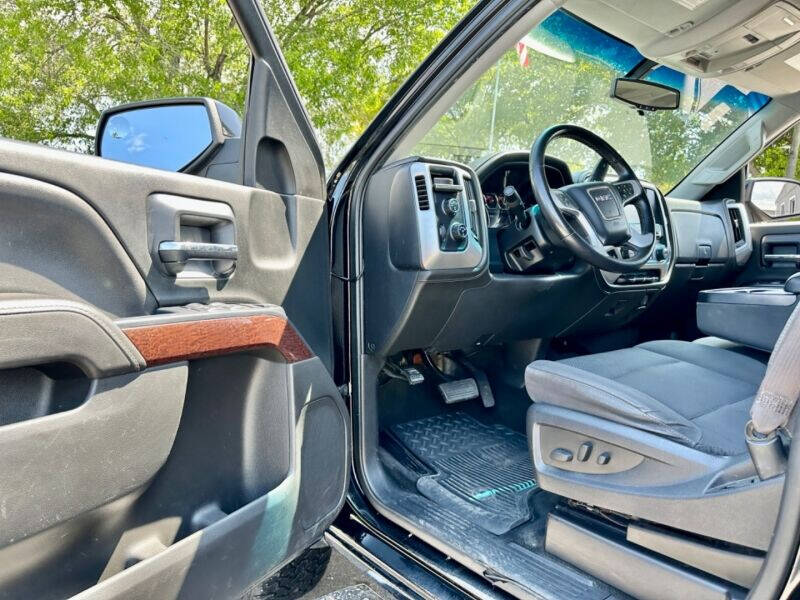2016 GMC Sierra 1500  - $21,995