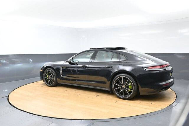 2023 Porsche Panamera