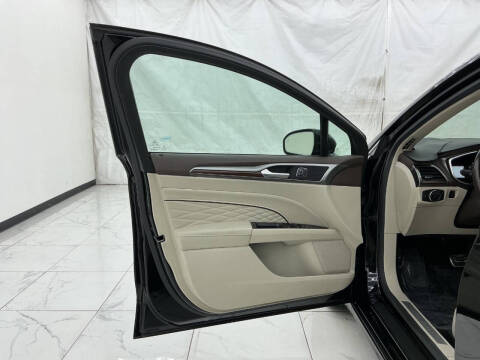 2017 Ford Fusion Platinum