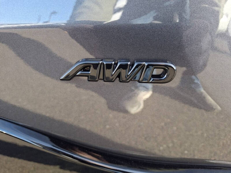 2025 Toyota RAV4 Plug-in Hybrid SE