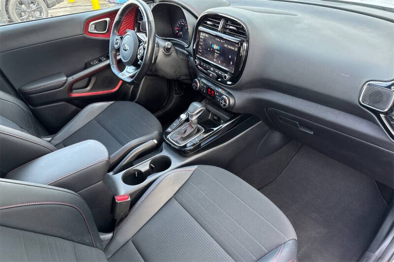 2020 Kia Soul GT-Line