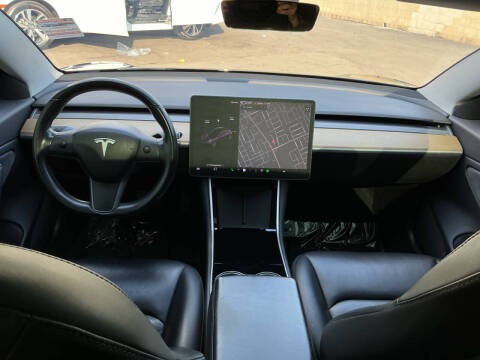 2019 Tesla Model 3 Mid Range