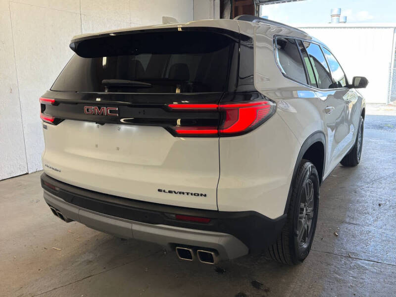 2025 GMC Acadia Elevation