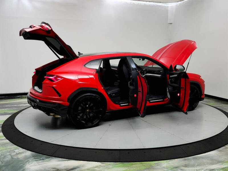 2019 Lamborghini Urus