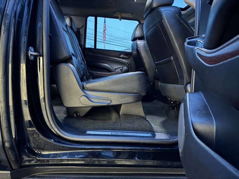 2017 GMC Yukon XL SLT