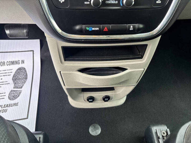2017 Dodge Grand Caravan SE