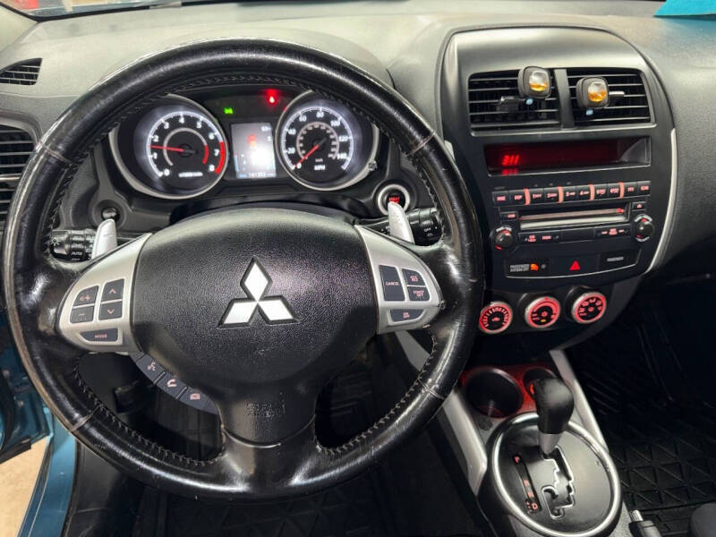 2011 Mitsubishi Outlander Sport SE