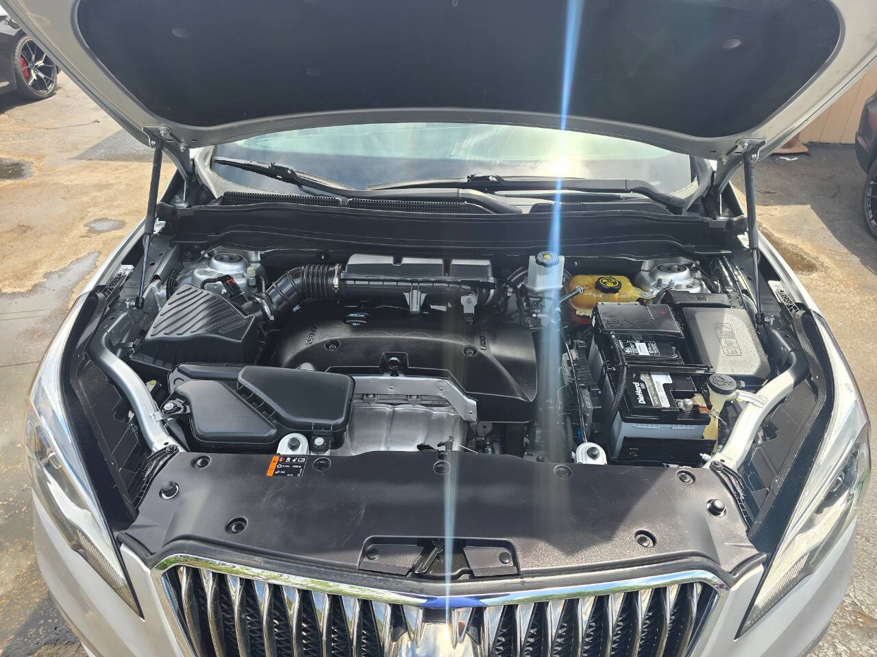 Silver 2018 Buick Envision Preferred Preferred 4dr Crossover 12