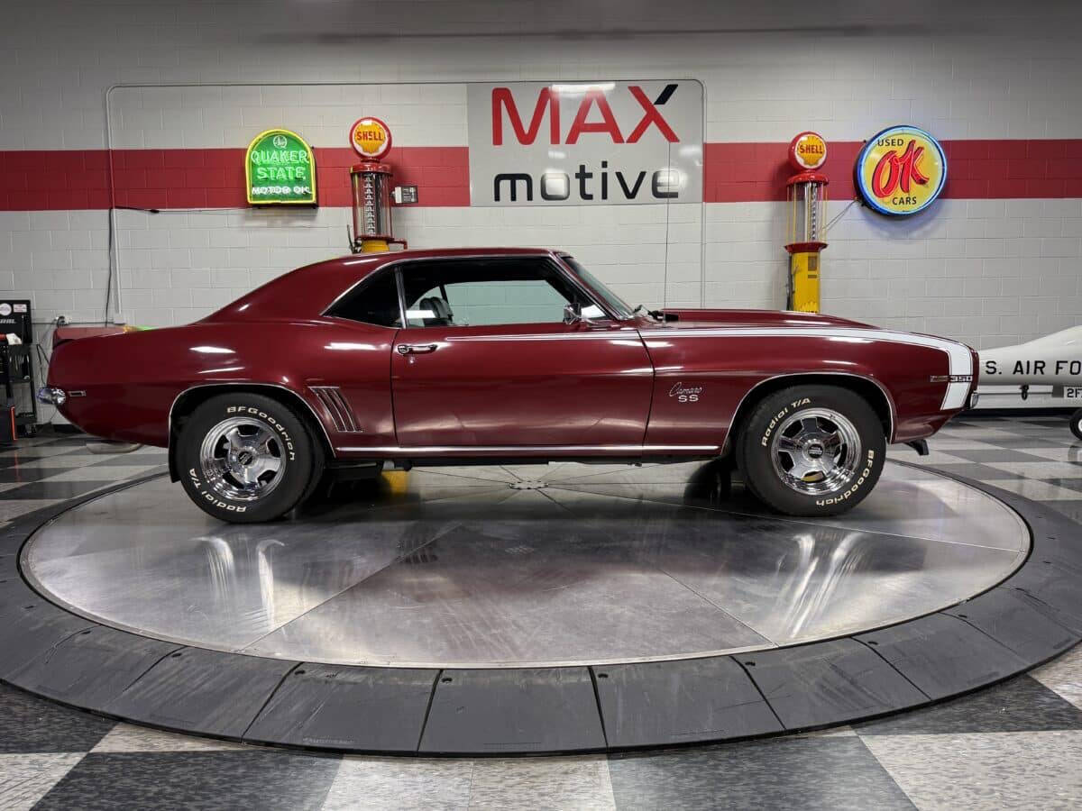 1969 Chevrolet Camaro 17