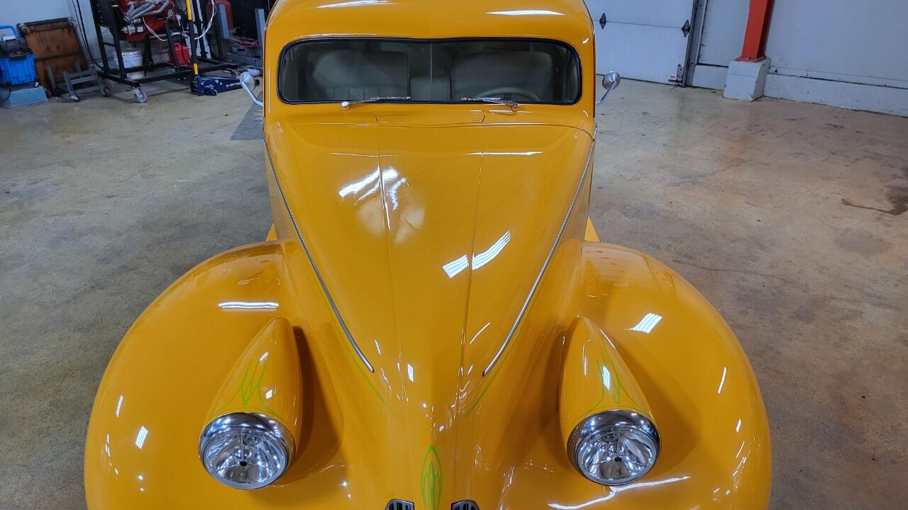 1939 Buick 40 Special 5
