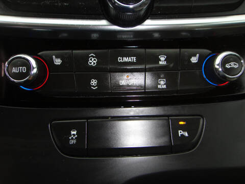 2017 Buick LaCrosse Essence