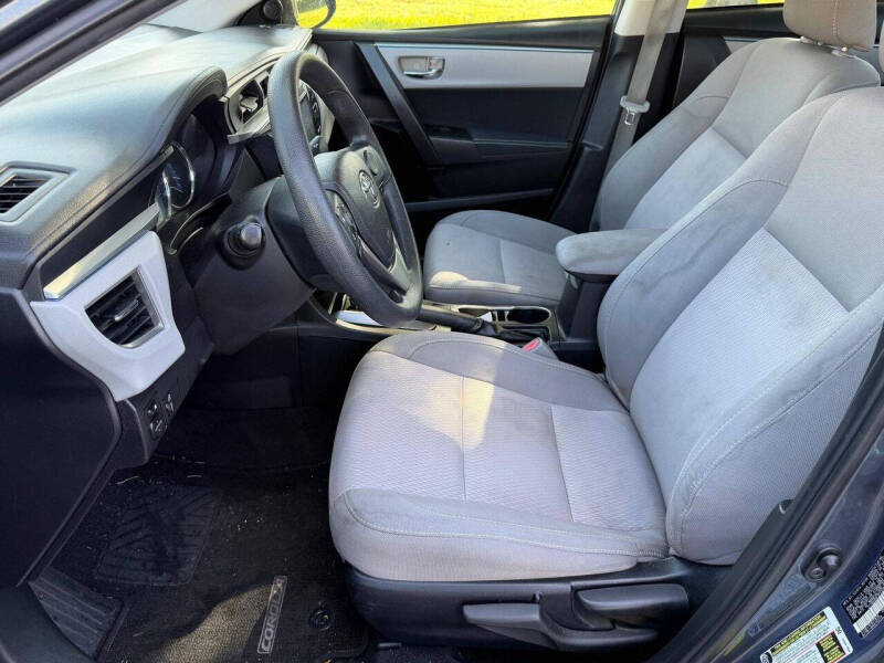 2015 Toyota Corolla LE