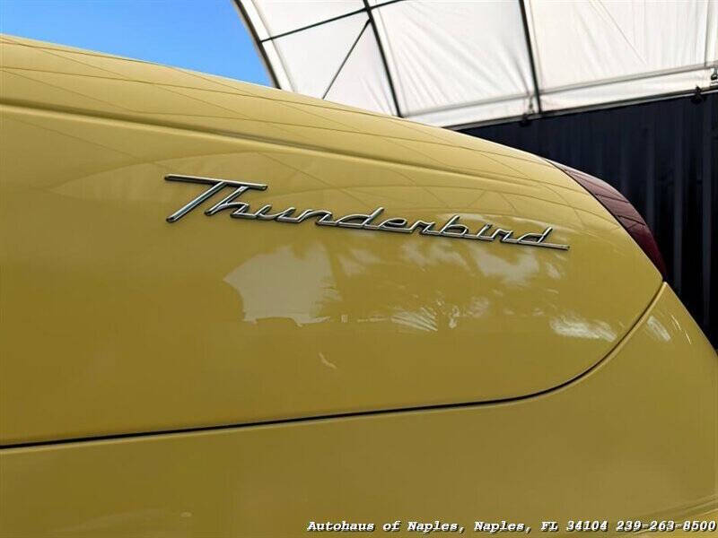 2002 Ford Thunderbird Deluxe