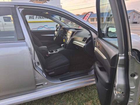 2011 Subaru Legacy 2.5i Premium