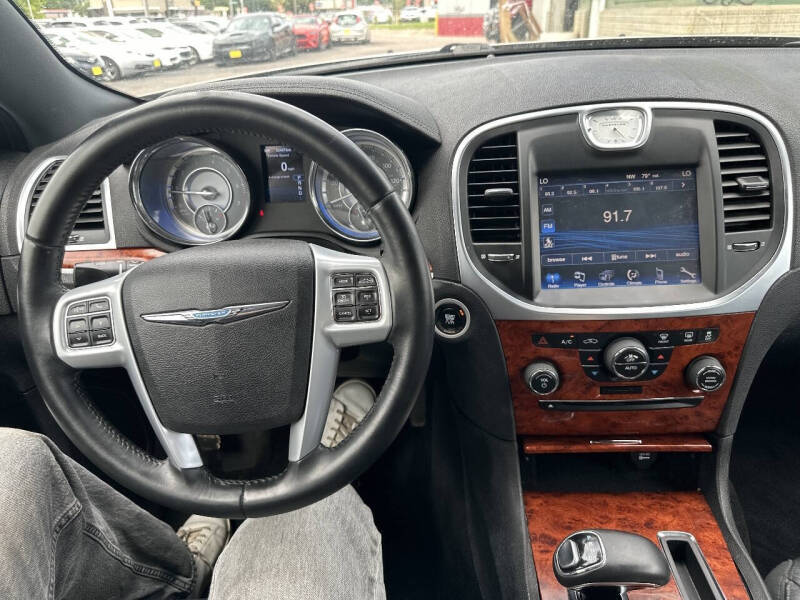 2014 Chrysler 300