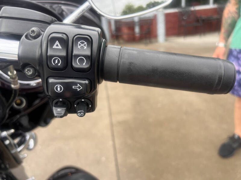 2014 Harley-Davidson FLHTCUTG