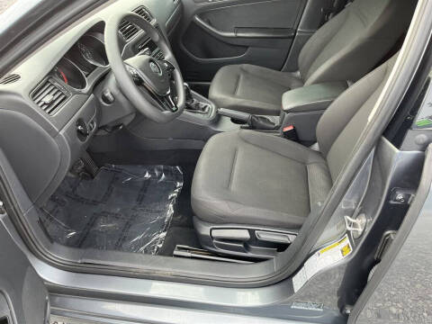 2015 Volkswagen Jetta