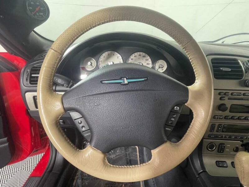 2005 Ford Thunderbird Deluxe