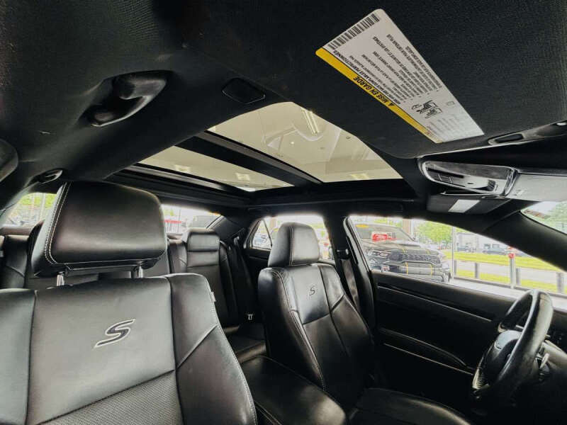 2020 Chrysler 300 S