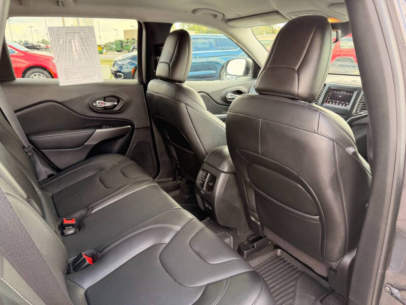 2021 Jeep Cherokee Latitude Lux