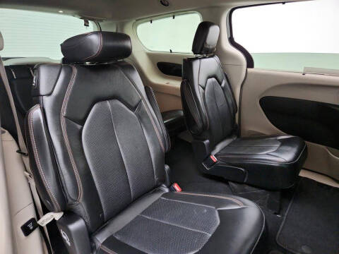 2020 Chrysler Pacifica Touring L Plus