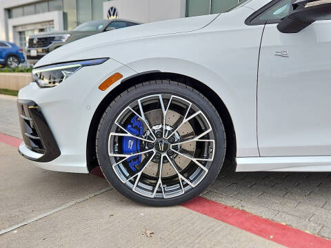 2026 Volkswagen Golf R 4Motion