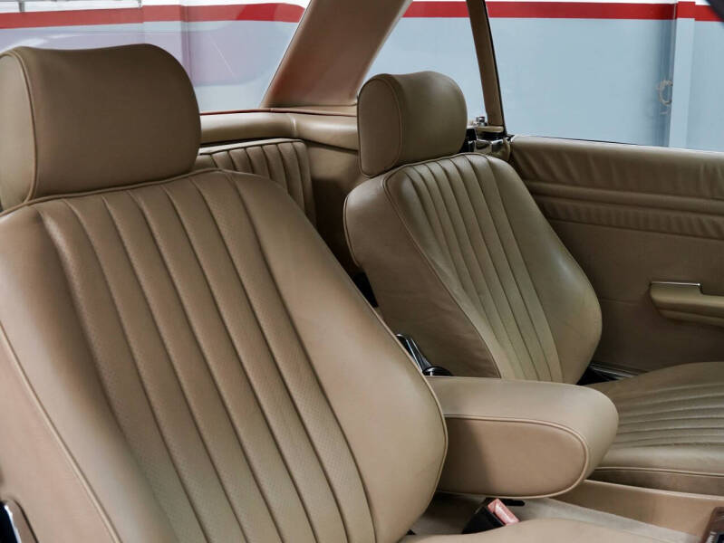 1988 Mercedes-Benz 560-Class 560 SL